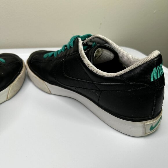 FINAL ❌❌Black nike low tops size 8.5 - Picture 9 of 10